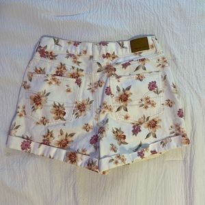american eagle floral denim shorts
